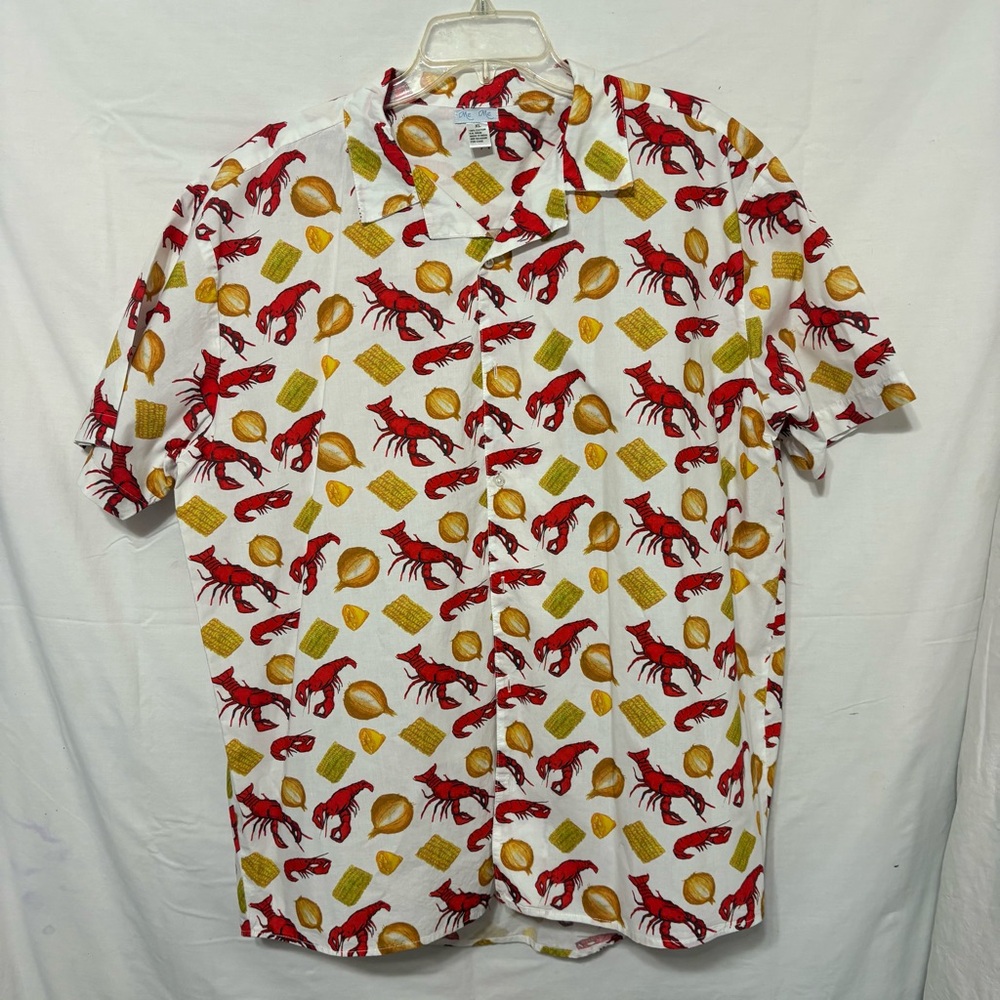 Me Me Boutique Men’s Crawfish Boil Adult Button Down Shirt